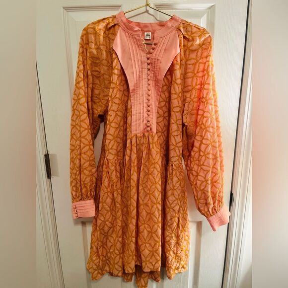 Geometric Pattern Balloon Sleeve Dress in Peach and Pink - Picture 11 of 11